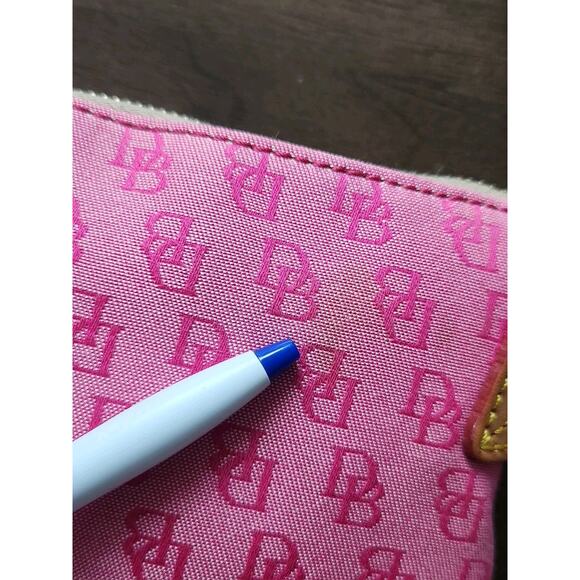 Dooney & Bourke Vtg Y2K Pink Canvas Monogram Leather Strap Crossbody Bag - Picture 13 of 13